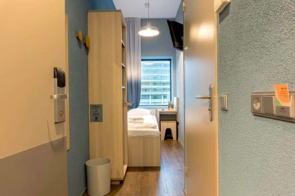 アムステルダムひとり旅に!1泊1万円台〜の格安シングル